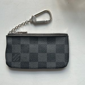 Louis Vuitton Damier Graphite key pouch